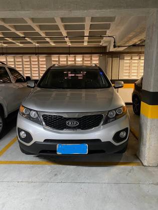 KIA SORENTO 2.4 16V GASOLINA EX AUTOMÁTICO KIA SORENTO 2.4 16V GASOLINA EX AUTOMÁTICO